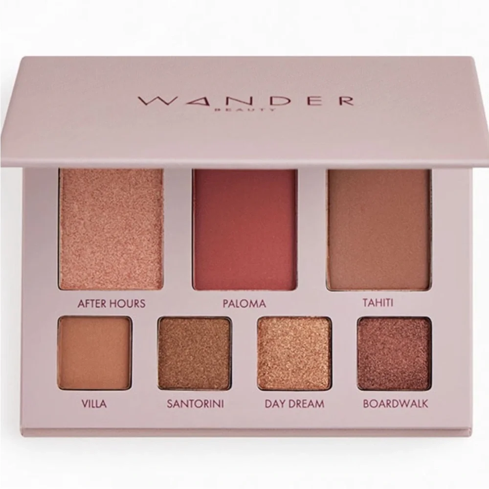 Wander Beauty Island Hop Eyeshadow and face Palette - new in box